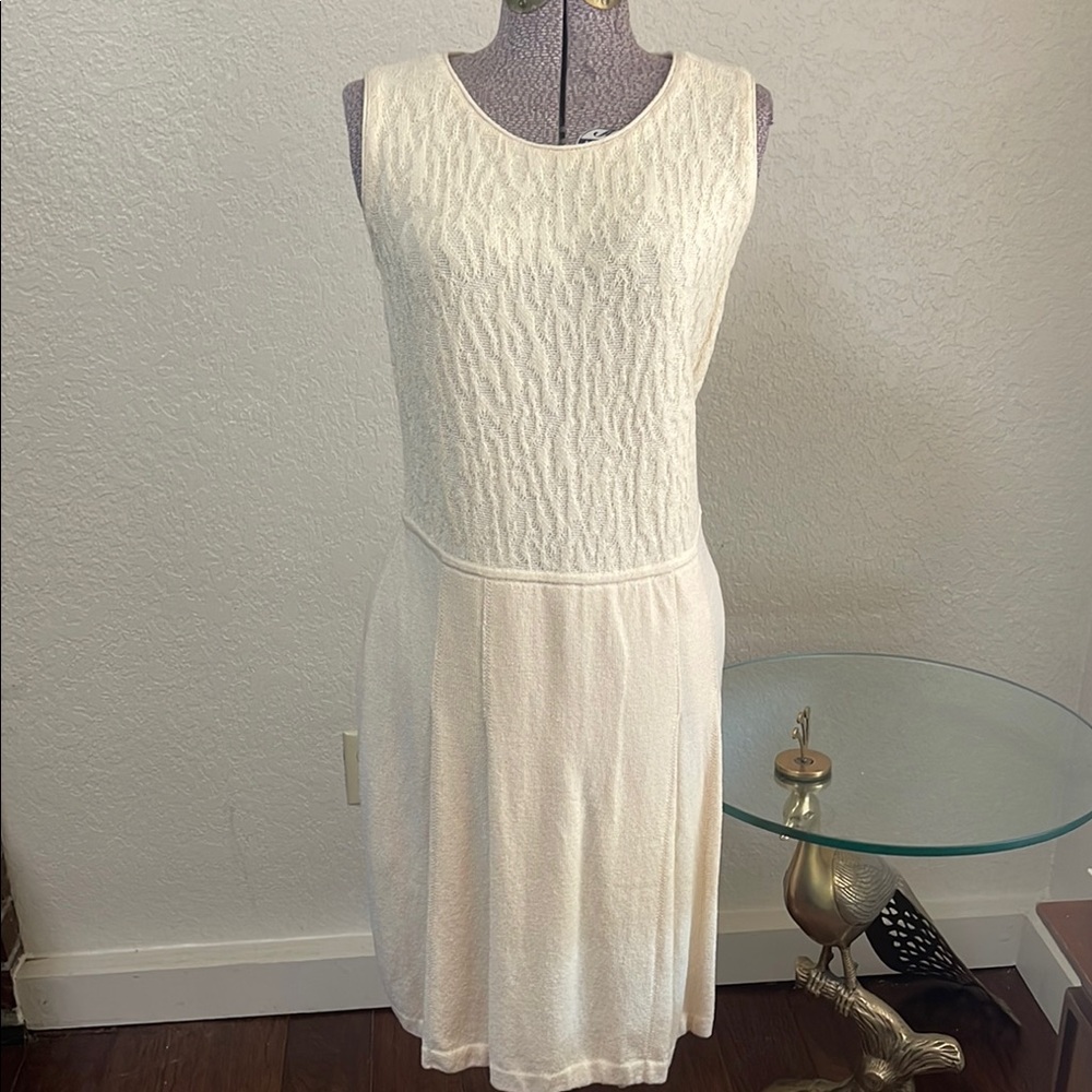 Elegant Cream Sleeveless Dress